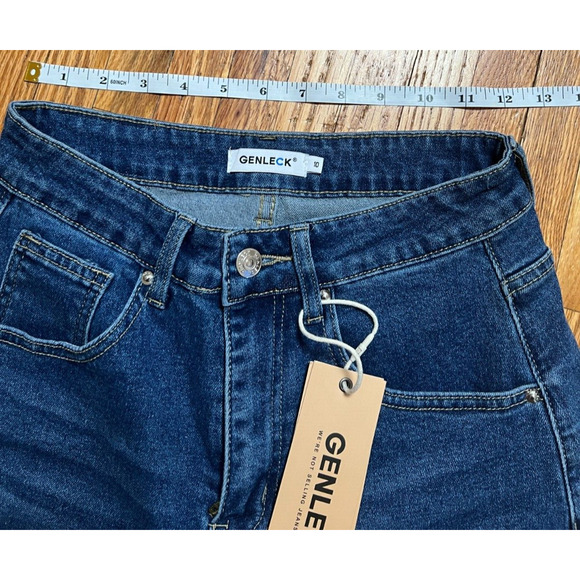 Genleck Shorts NWT Women Size 10 Light Blue Denim Zip Cut Off - Picture 6 of 6